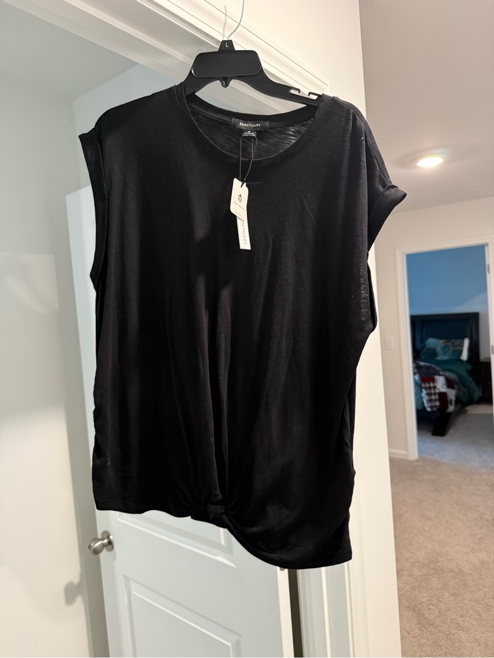 NWT 2X Sanctuary Black Sleeveless Knot-Front Tank Top